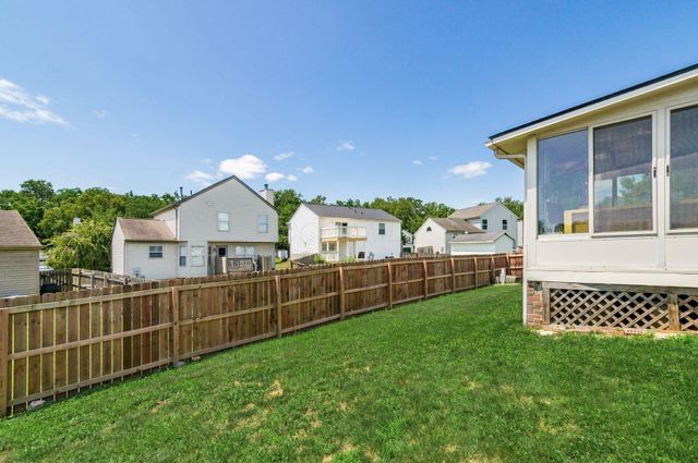 2125 Kingsglen Drive, Grove City, OH 43123
