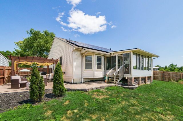 2125 Kingsglen Drive, Grove City, OH 43123