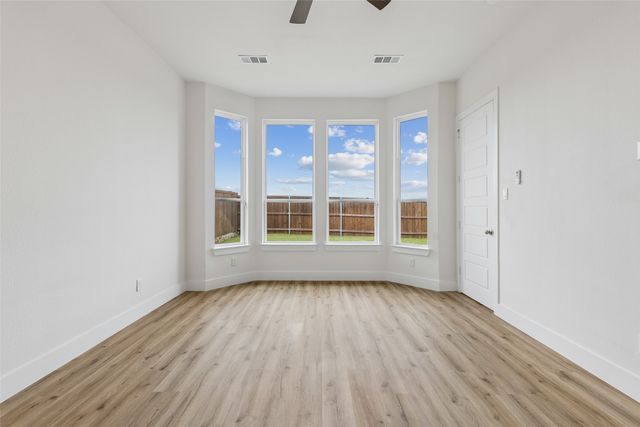1729 Boxwood Row Drive, Aubrey, TX 76227