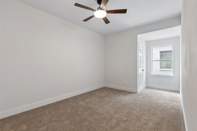 1729 Boxwood Row Drive, Aubrey, TX 76227