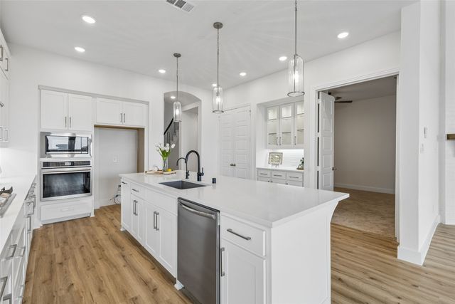 1729 Boxwood Row Drive, Aubrey, TX 76227