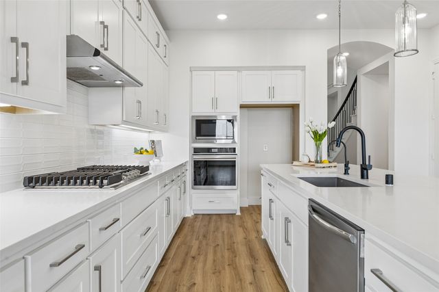 1729 Boxwood Row Drive, Aubrey, TX 76227