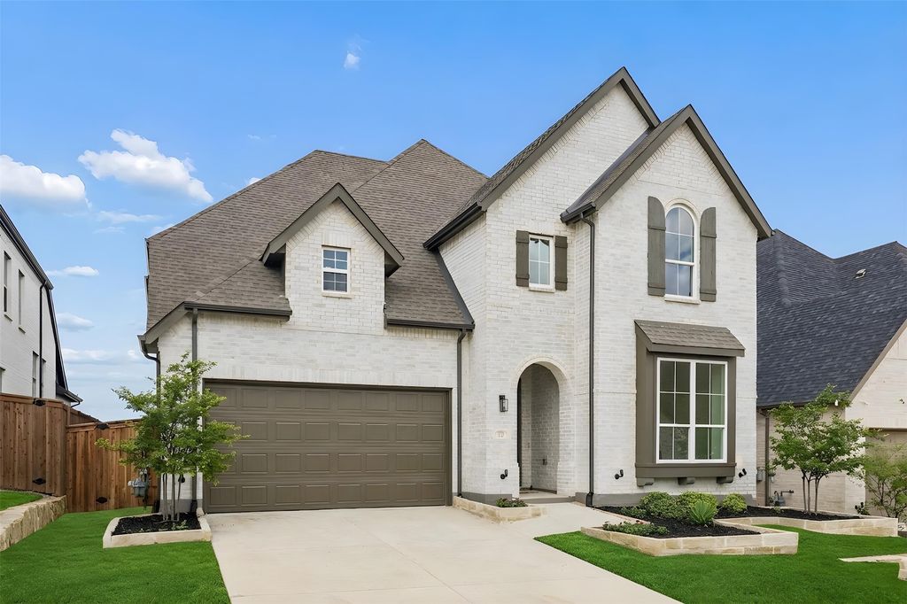 1729 Boxwood Row Drive, Aubrey, TX 76227