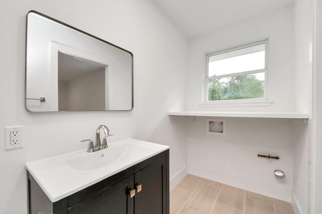 9261 Autauga Street, Houston, TX 77080