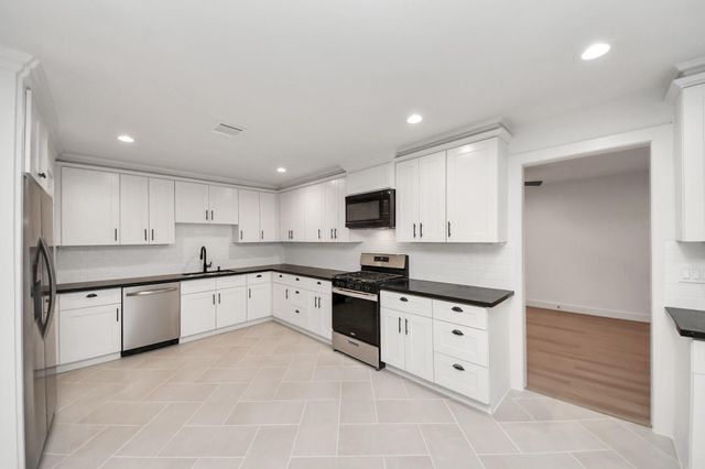 9261 Autauga Street, Houston, TX 77080