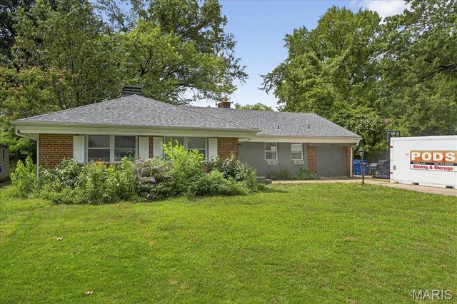 7584 Amherst Avenue, University City, MO 63130