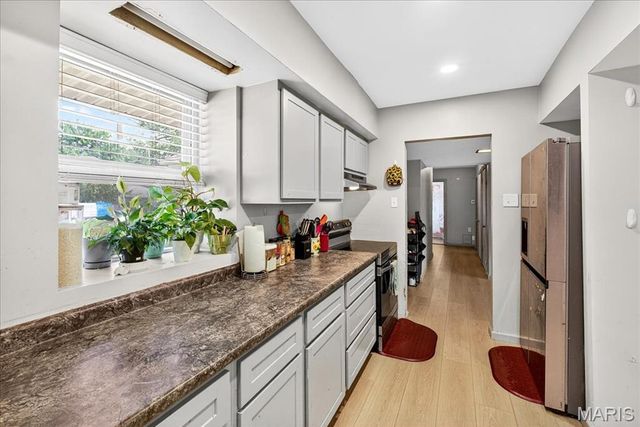 7584 Amherst Avenue, University City, MO 63130