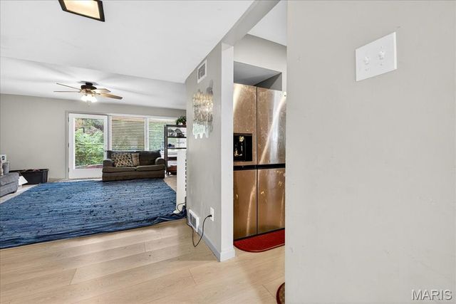 7584 Amherst Avenue, University City, MO 63130