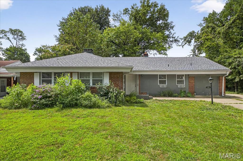 7584 Amherst Avenue, University City, MO 63130