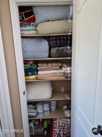 2411 W LUCIA Drive, Phoenix, AZ 85085