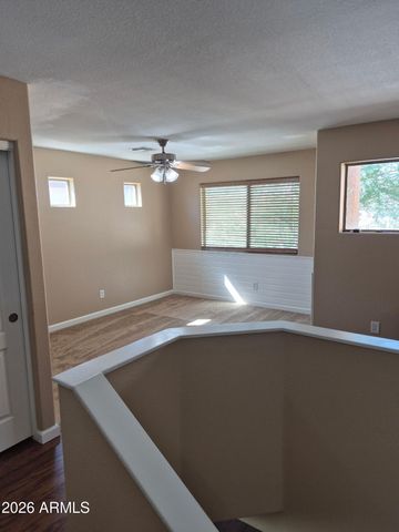 2411 W LUCIA Drive, Phoenix, AZ 85085