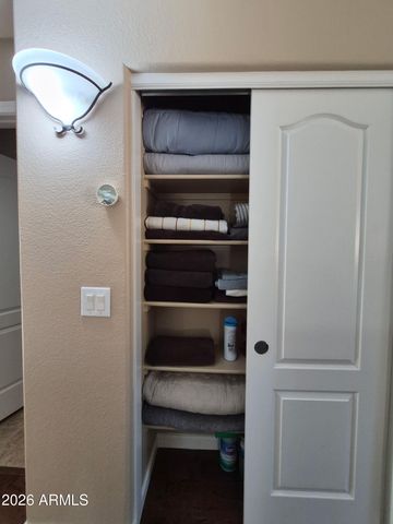 2411 W LUCIA Drive, Phoenix, AZ 85085