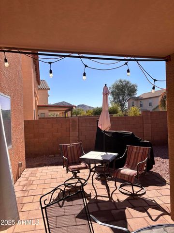 2411 W LUCIA Drive, Phoenix, AZ 85085