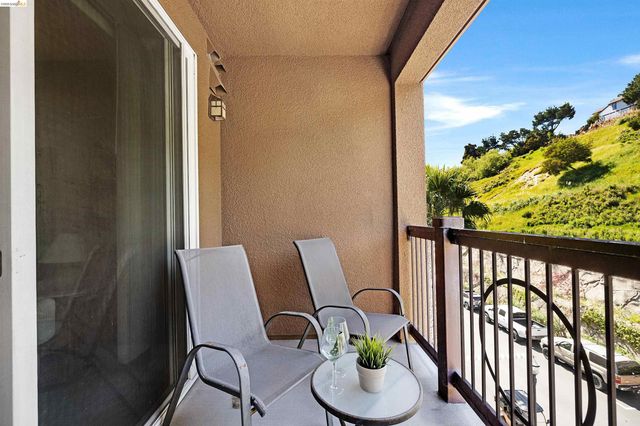 2220 Gellert Blvd 4303, South San Francisco, CA 94080