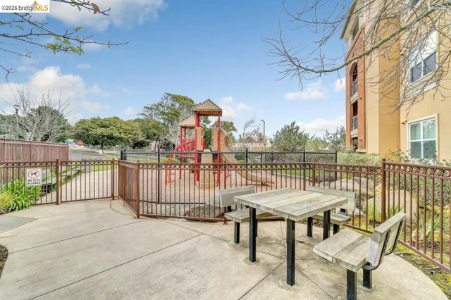 2220 Gellert Blvd 4303, South San Francisco, CA 94080