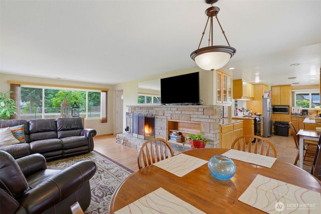 3707 128th Street E, Tacoma, WA 98446