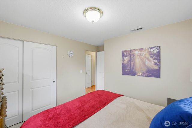 3707 128th Street E, Tacoma, WA 98446