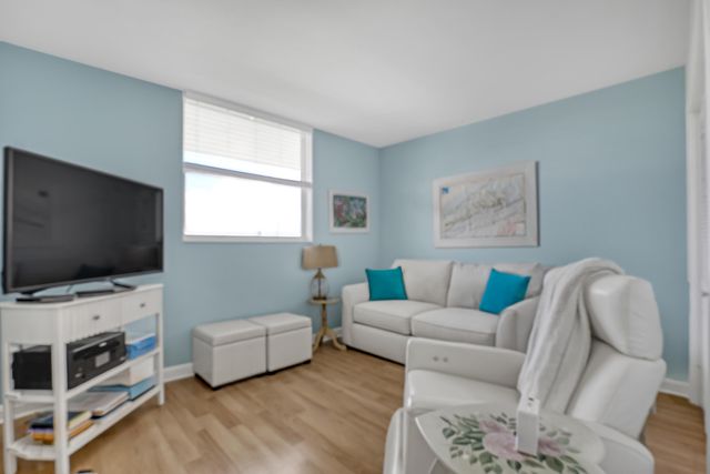 689 NE 6th Court 4020, Boynton Beach, FL 33435