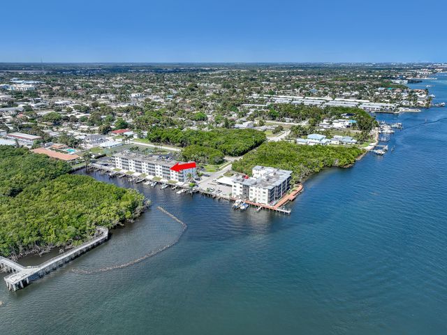 689 NE 6th Court 4020, Boynton Beach, FL 33435