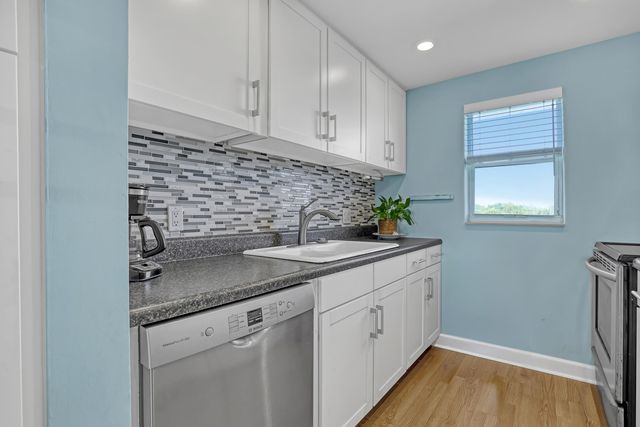 689 NE 6th Court 4020, Boynton Beach, FL 33435