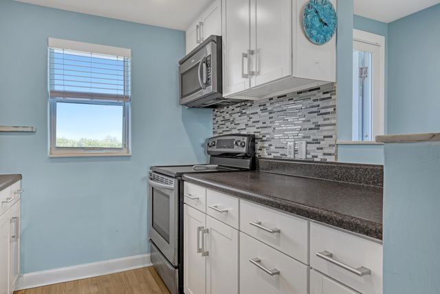 689 NE 6th Court 4020, Boynton Beach, FL 33435