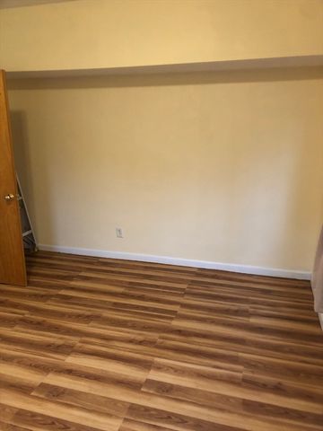 1686 Massachusetts Ave A, Cambridge, MA 02139