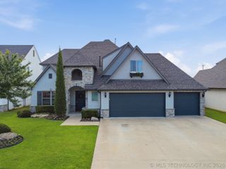 12444 S 66th East Avenue, Bixby, OK 74008