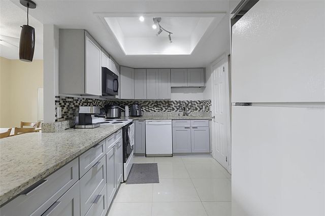 2408 BARLEY CLUB COURT 2, Orlando, FL 32837