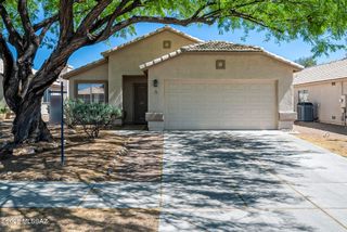 1996 W Cholla Estate Drive, Tucson, AZ 85704