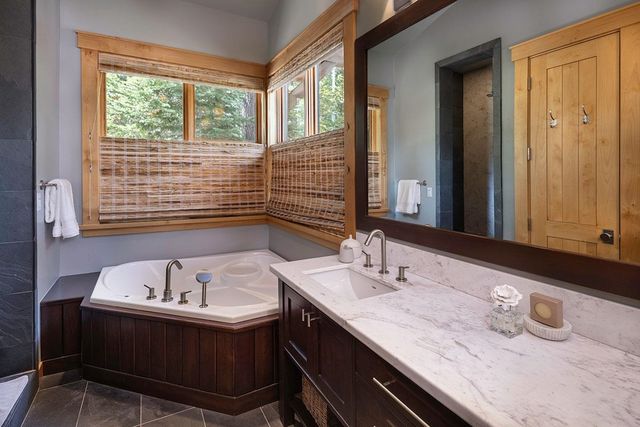 8215 Olana Court, Truckee, CA 96161