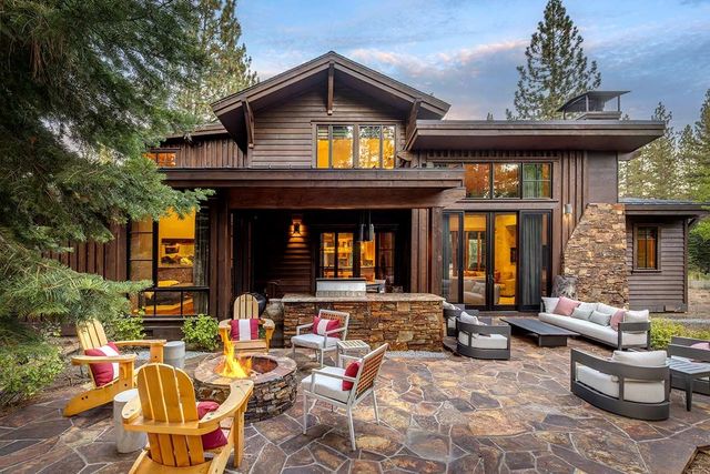 8215 Olana Court, Truckee, CA 96161