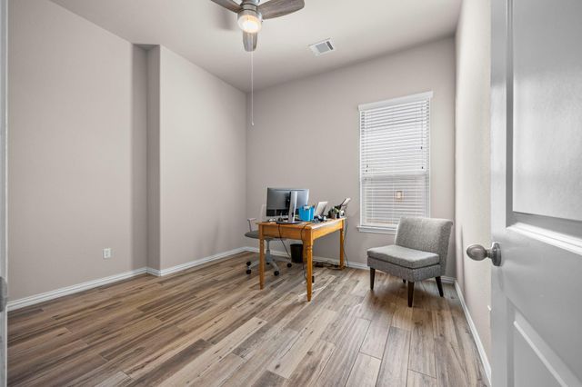 1205 Winding Way DR, Georgetown, TX 78628