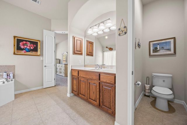 1205 Winding Way DR, Georgetown, TX 78628