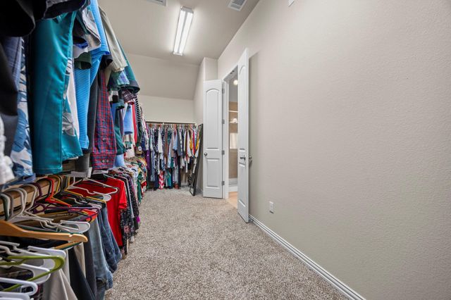 1205 Winding Way DR, Georgetown, TX 78628