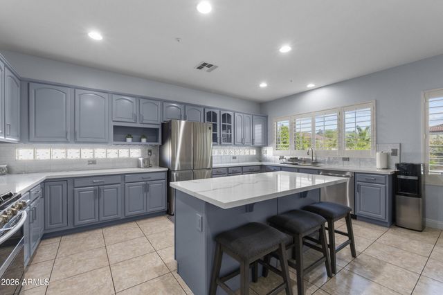 9733 W KEYSER Drive, Peoria, AZ 85383