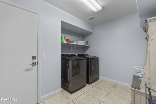 9733 W KEYSER Drive, Peoria, AZ 85383