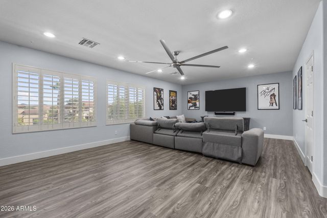 9733 W KEYSER Drive, Peoria, AZ 85383