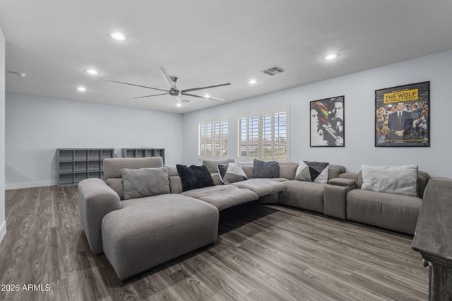 9733 W KEYSER Drive, Peoria, AZ 85383