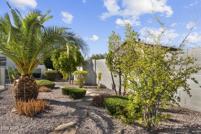 9733 W KEYSER Drive, Peoria, AZ 85383