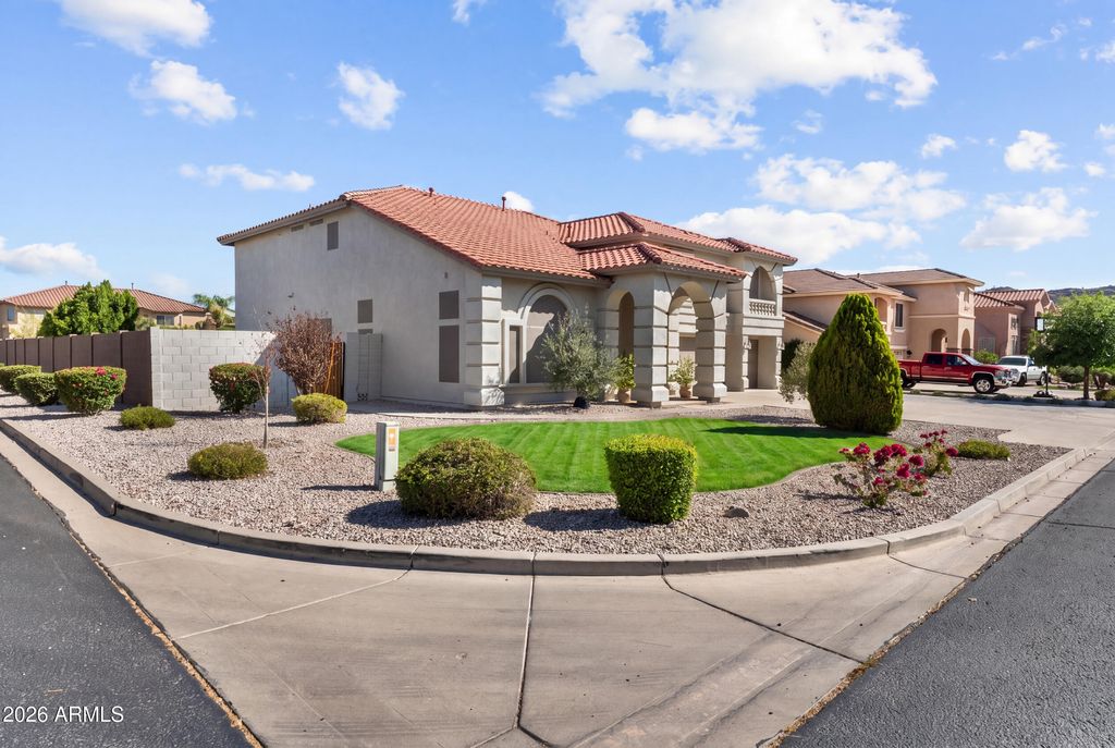 9733 W KEYSER Drive, Peoria, AZ 85383 — photo 2