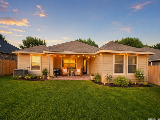 121 Rawhide Way, Cibolo, TX 78108