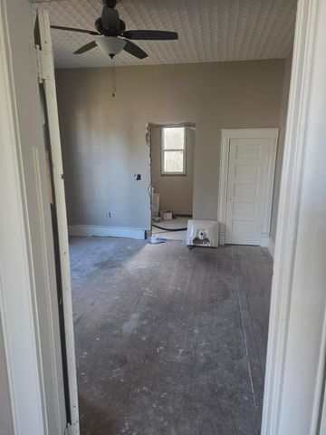 812 N Grant Avenue, Springfield, MO 65802