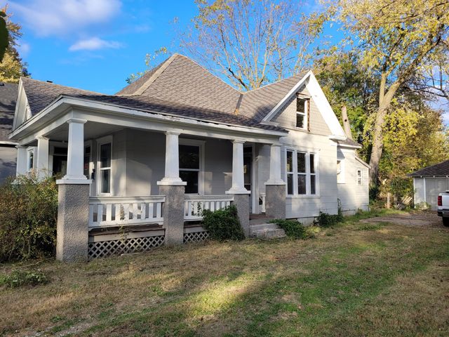 812 N Grant Avenue, Springfield, MO 65802