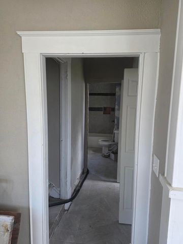 812 N Grant Avenue, Springfield, MO 65802