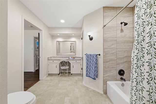 1807 Rhinevalley Drive, Arlington, TX 76012