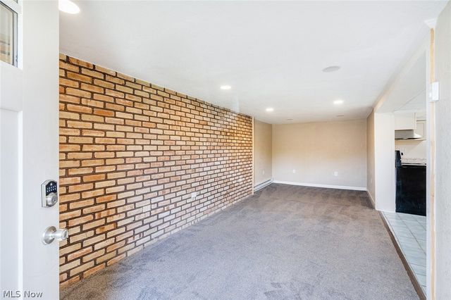 49215 Purinton Avenue, East Liverpool, OH 43920