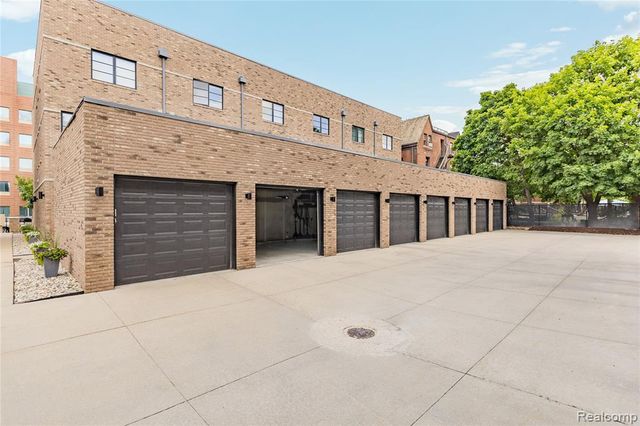 262 Mack Avenue 1, Detroit, MI 48201