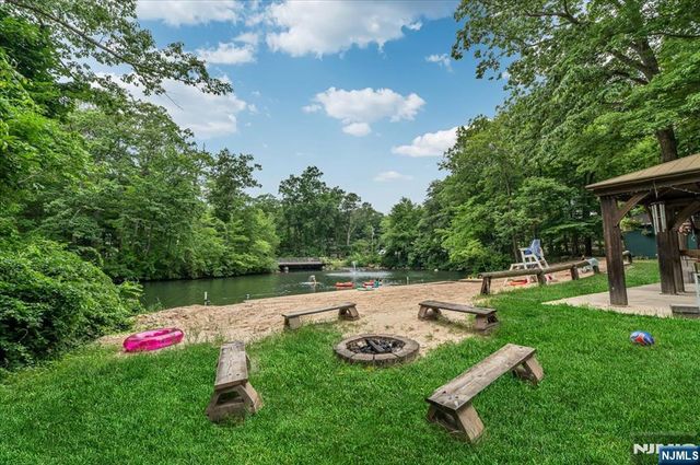 81 Summit Avenue, Butler Borough, NJ 07405