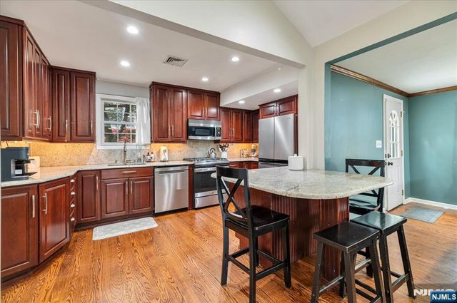 81 Summit Avenue, Butler Borough, NJ 07405