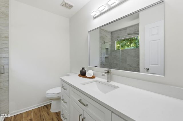 100 Riverbirch Point, Carrboro, NC 27510
